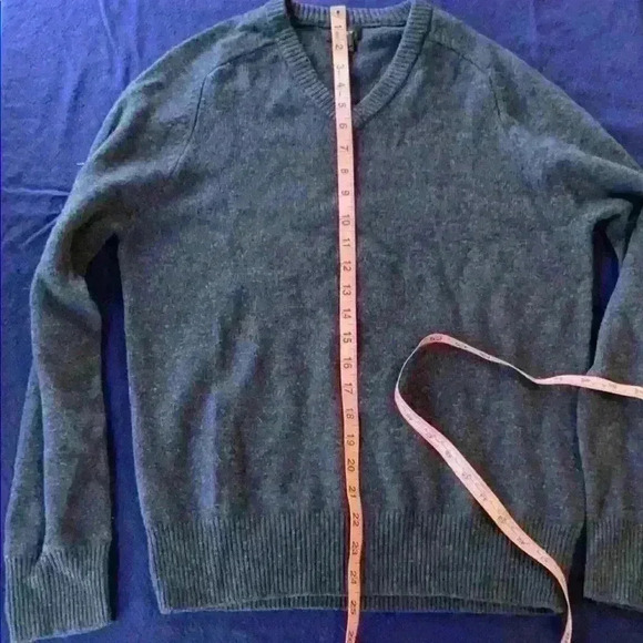 Jcrew Lambswool v-neck sweater in heathered blue - Picture 5 of 7